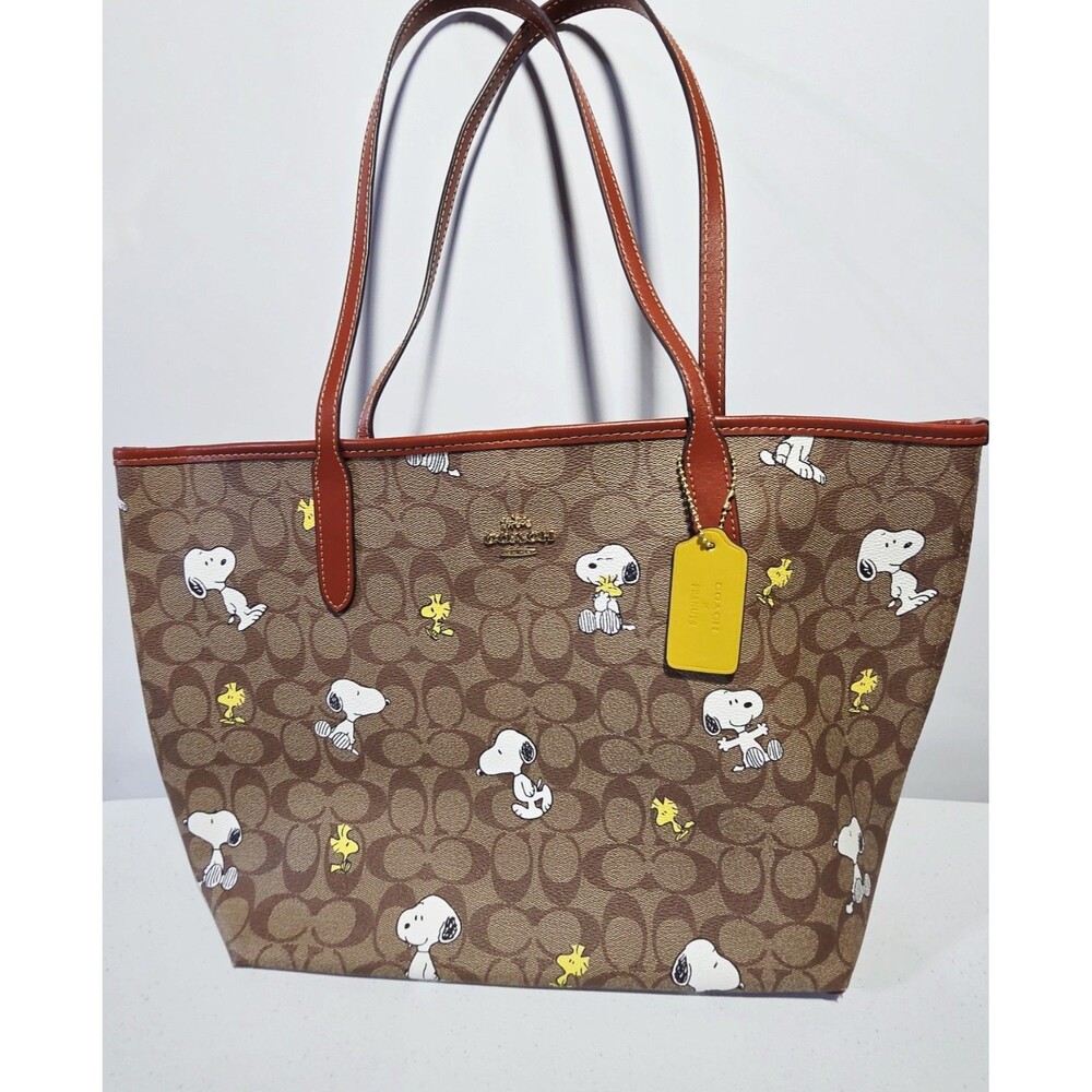 Coach X Peanuts Women's Tote Bag Khaki Redwood Multi Snoopy Woodstock CF166 - Picture 2 of 8